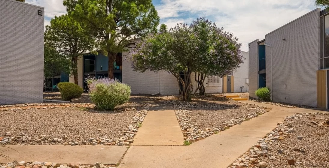 Canyon Crest community exterior and outdoor spaces